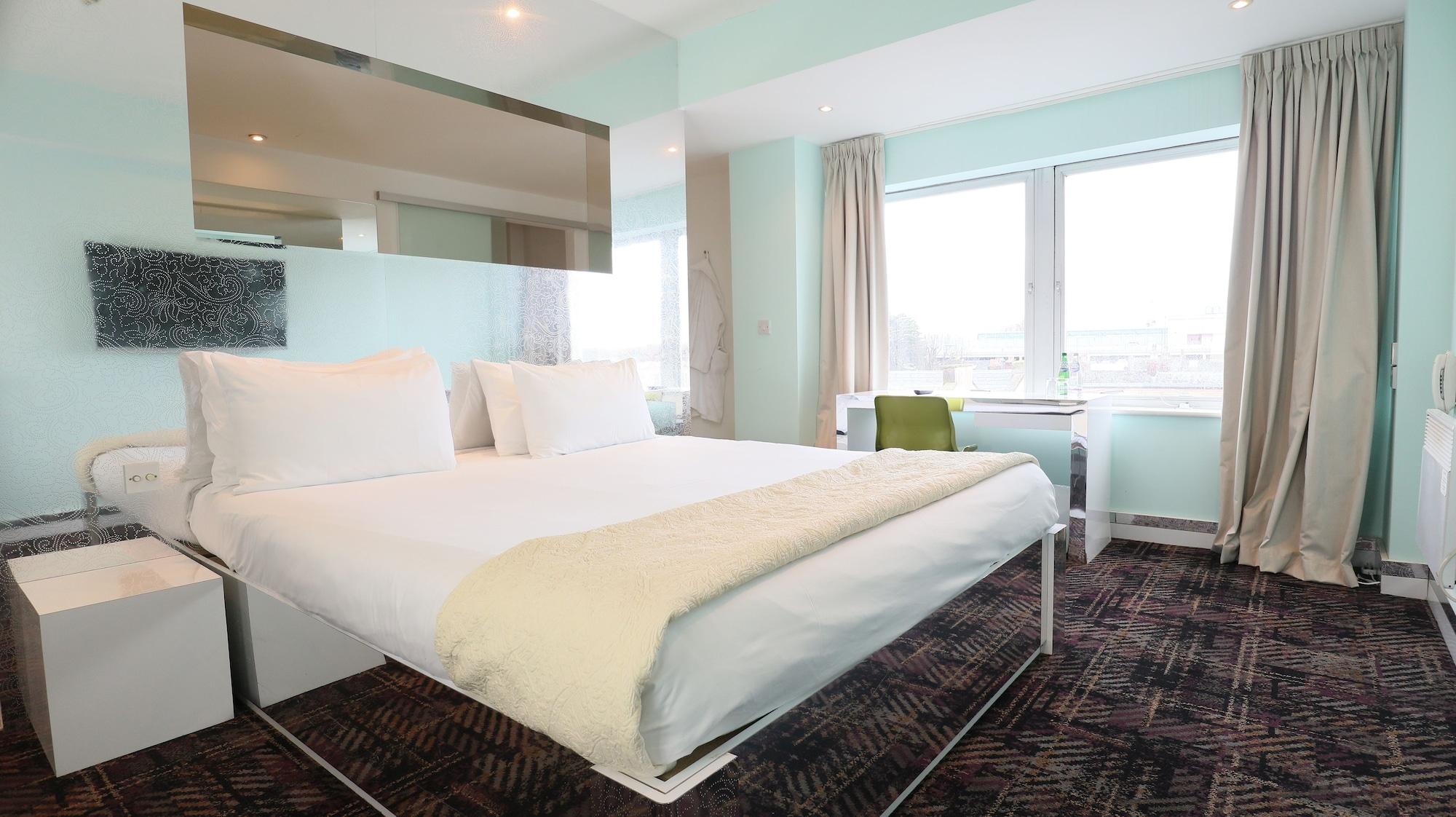 Citrus Hotel Cheltenham By Compass Hospitality Εξωτερικό φωτογραφία